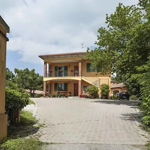 Alloggio per agriturismo Gardenali